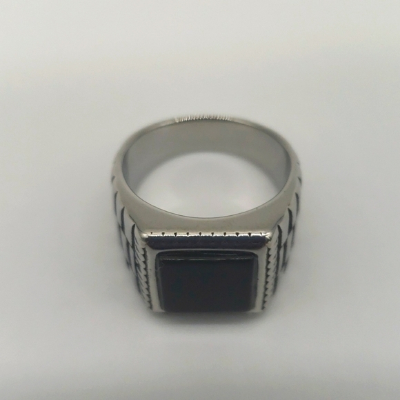 2206- Black Stone Handmade Men's Ring Size 9 NWT - Picture 3 of 7